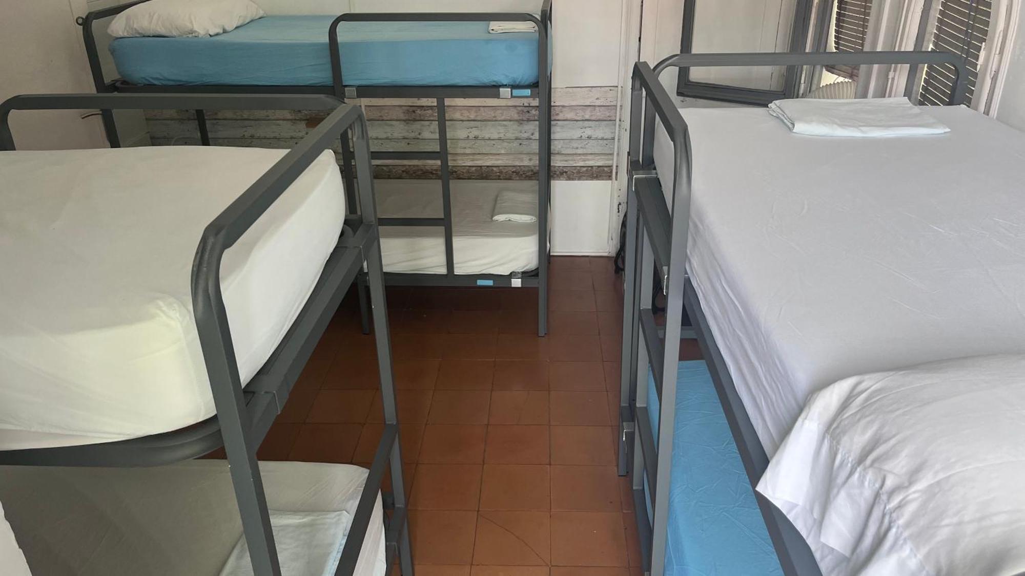 Bett im 6-Bett-Schlafsaal